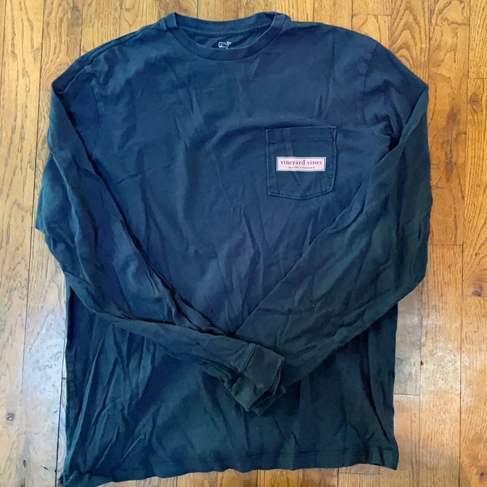 Vineyard Vines T-shirt